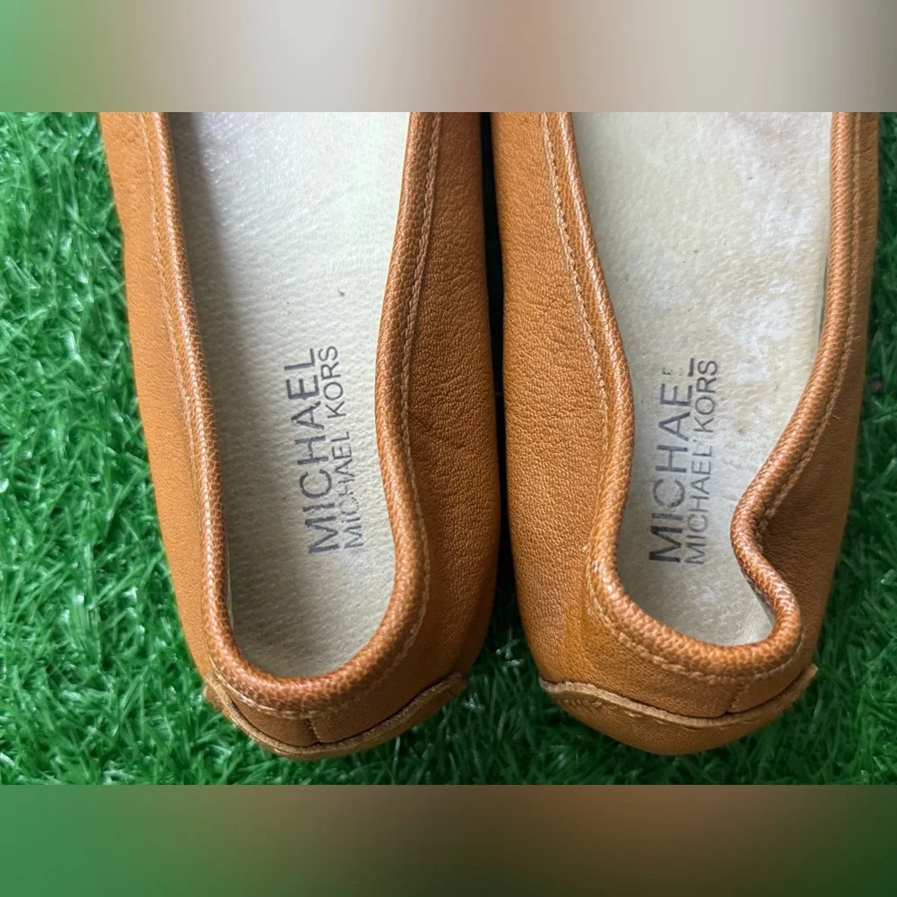 Michael Kors‎ Women's Tan Loafers